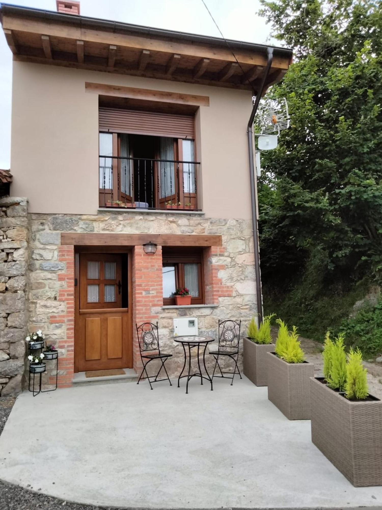 Apartamento El Arniu Onís Exterior foto